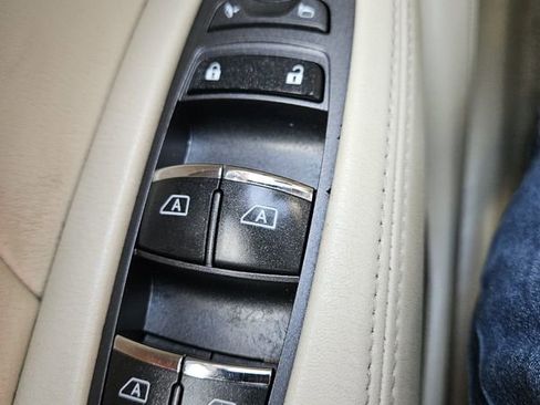Used 2015 INFINITI Q70 3.7 AWD/4WD image 26