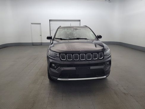 Used 2022 Jeep Compass Limited AWD/4WD image 14