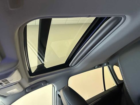 Used 2025 Toyota RAV4 Limited w/ Advanced Technology Package image 20