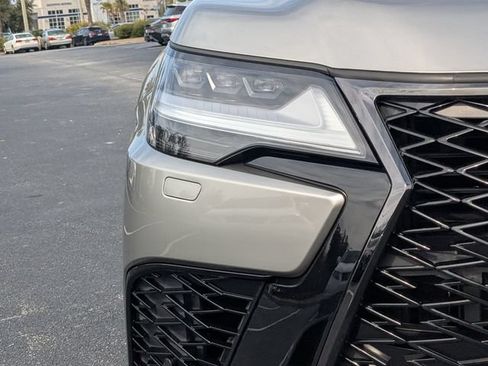Used 2022 Lexus LX 600 F Sport w/ Accessory Package (Z1) AWD/4WD image 11