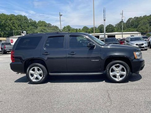 Used 2012 Chevrolet Tahoe LT w/ Luxury Package RWD image 2