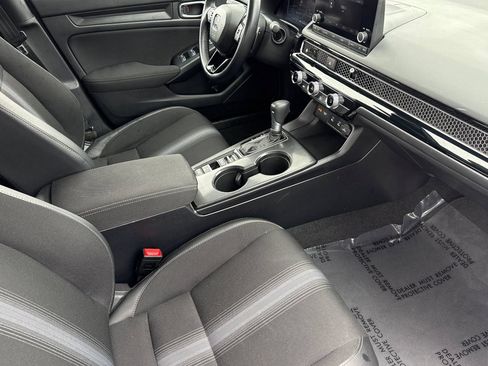 Used 2025 Honda Civic Sport image 18