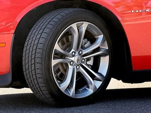 Used 2022 Dodge Challenger R/T image 21