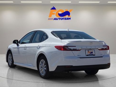 New 2026 Toyota Camry LE image 3
