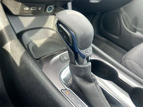 Used 2024 Chevrolet Malibu LS image 23