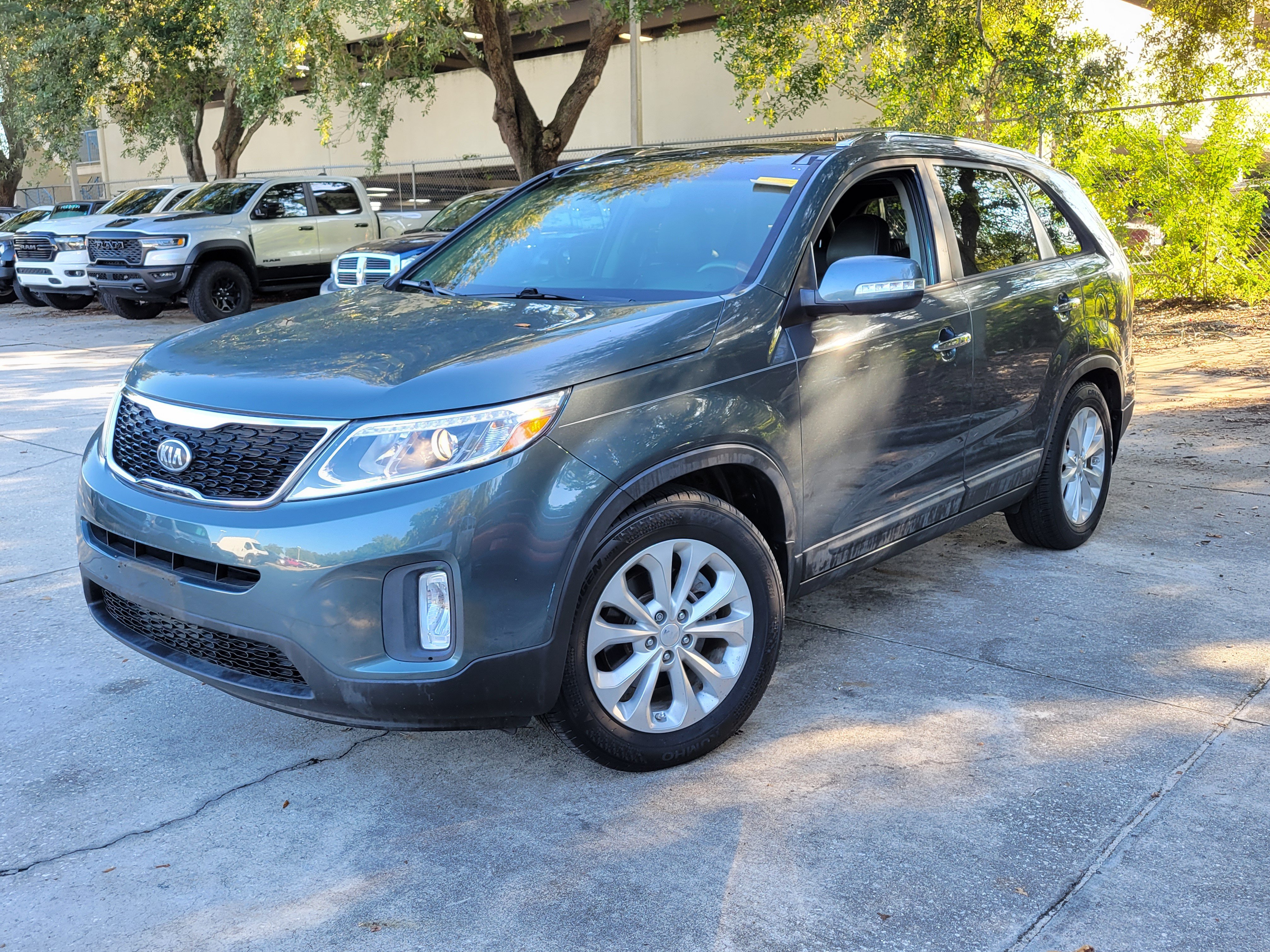 Used 2014 Kia Sorento EX w/ EX V6 Touring Package FWD image 1