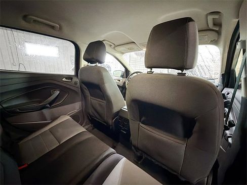 Used 2015 Ford Escape SE w/ Equipment Group 201A image 11