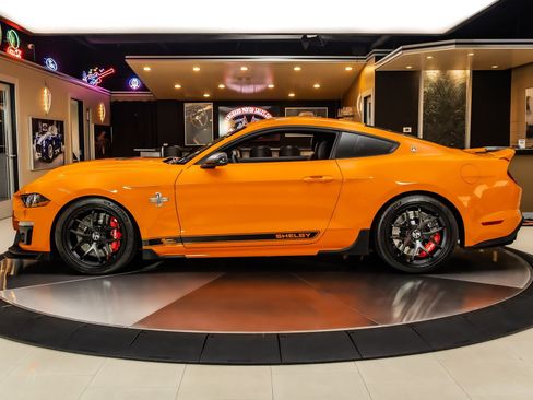 Used 2020 Ford Mustang GT Premium w/ GT Performance Package RWD image 18