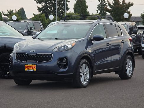 Used 2017 Kia Sportage LX w/ LX Popular Package AWD/4WD image 8