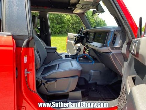 Used 2023 Ford Bronco Black Diamond AWD/4WD image 16