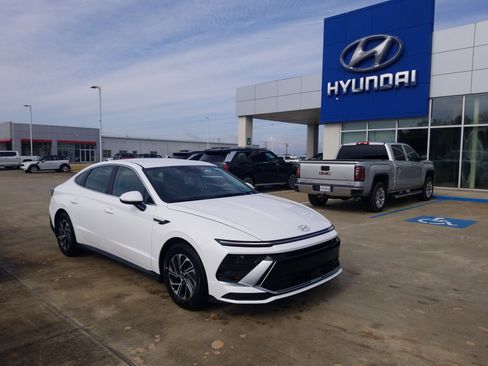 New 2026 Hyundai Sonata Blue FWD image 1