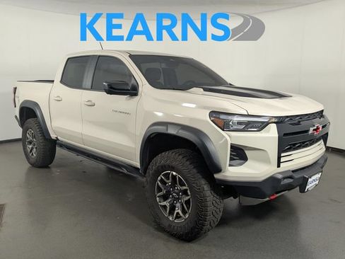 Used 2026 Chevrolet Colorado ZR2 w/ Technology Package AWD/4WD image 1