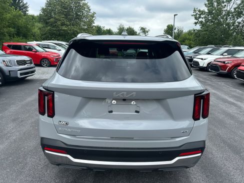 New 2025 Kia Sorento EX w/ Panoramic Sunroof Package image 6