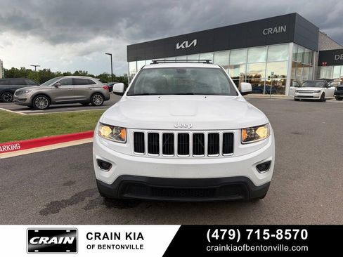 Used 2015 Jeep Grand Cherokee Laredo w/ Quick Order Package 23E RWD image 5