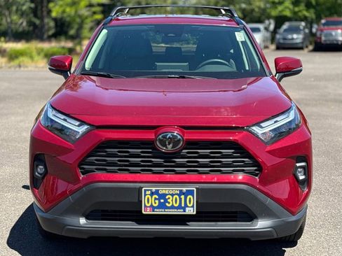 Used 2025 Toyota RAV4 XLE Premium w/ Weather Package AWD/4WD image 8