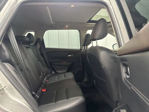 Used 2023 Nissan Rogue SL AWD/4WD image 23