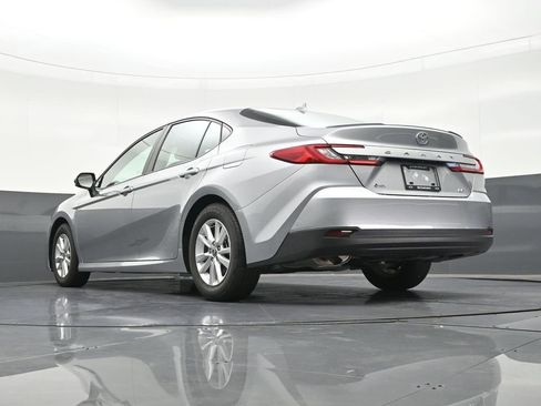 Used 2025 Toyota Camry LE w/ Convenience Package FWD image 25