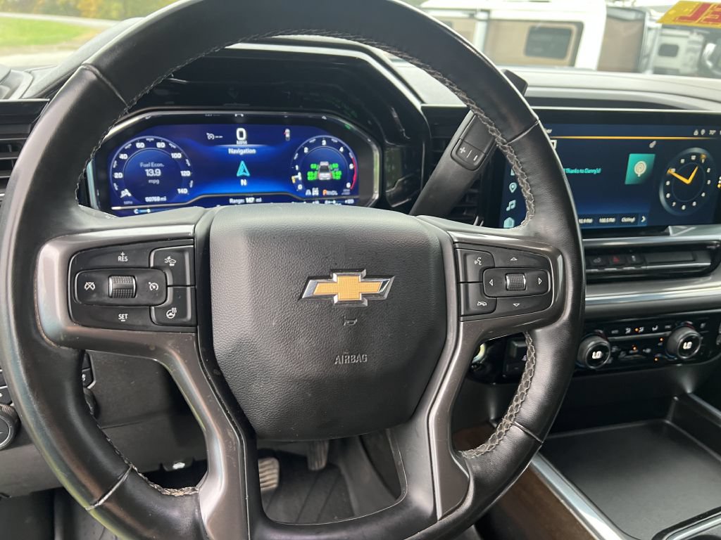 Used 2024 Chevrolet Silverado 3500 High Country w/ High Country Premium Package AWD/4WD image 46