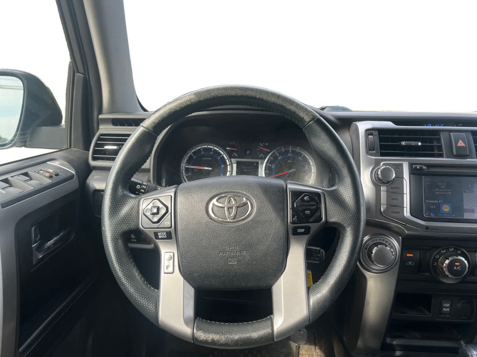 Used 2016 Toyota 4Runner SR5 Premium AWD/4WD image 12