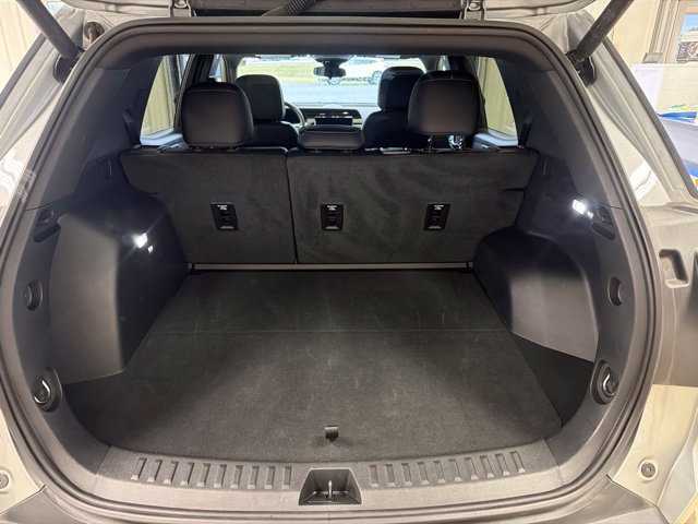 Used 2026 GMC Terrain Elevation w/ Elevation Premium Package AWD/4WD image 28
