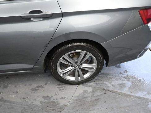 Used 2024 Volkswagen Jetta SE image 16