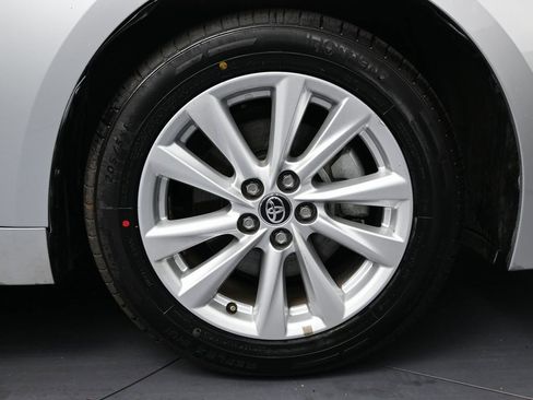 Used 2024 Toyota Corolla LE w/ LE Convenience Package image 14