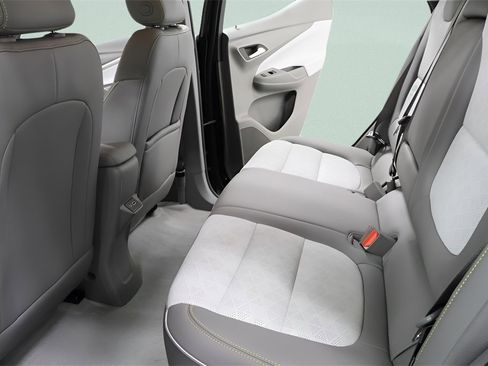 Used 2023 Chevrolet Bolt EUV Premier image 25