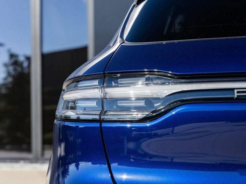 New 2026 Porsche Macan Turbo image 62