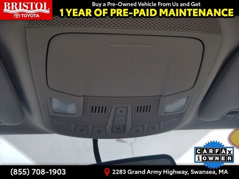 Used 2017 Ford Fusion SE w/ Fusion SE Technology Package image 29