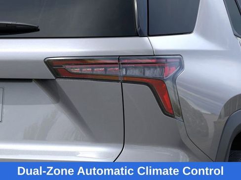 New 2026 Chevrolet Equinox LT w/ Convenience Package II image 12