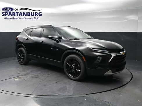 Used 2023 Chevrolet Blazer LT w/ Sound & Technology Package FWD image 1
