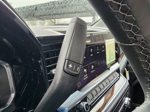 New 2026 GMC Sierra 1500 Elevation w/ LPO, Elevation Black Package image 24