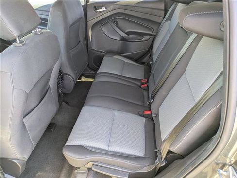 Used 2018 Ford Escape SE image 18