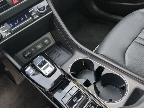 Used 2023 Hyundai Sonata Limited w/ Cargo Package image 26