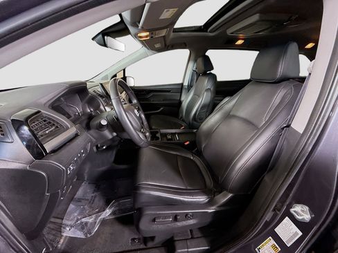 Used 2023 Honda Odyssey Touring image 22