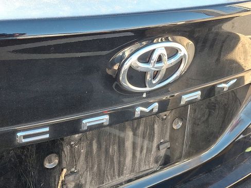 Certified 2022 Toyota Camry LE image 5