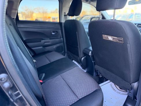 Used 2017 Mitsubishi Outlander Sport LE image 11