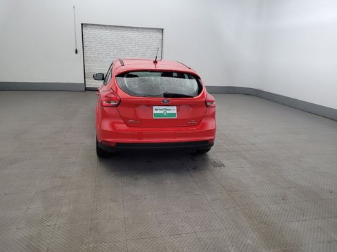 Used 2016 Ford Focus SE FWD image 6