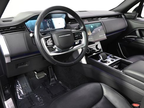 Used 2023 Land Rover Range Rover First Edition image 12