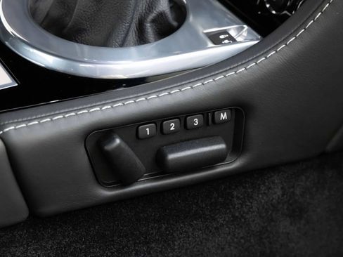 Used 2009 Aston Martin DBS Coupe RWD image 13