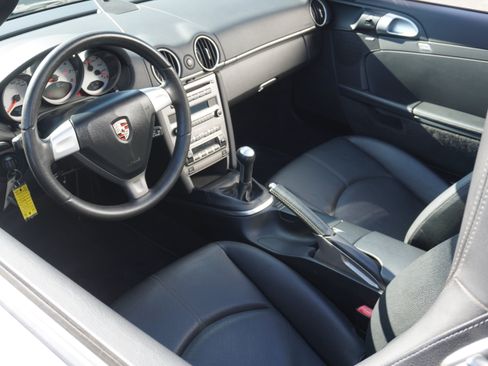 Used 2008 Porsche Boxster S RWD image 4