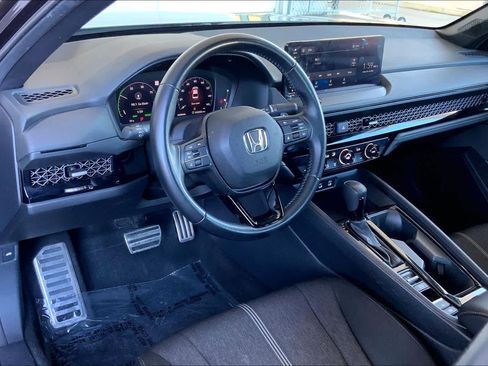 Used 2023 Honda Accord Sport image 18
