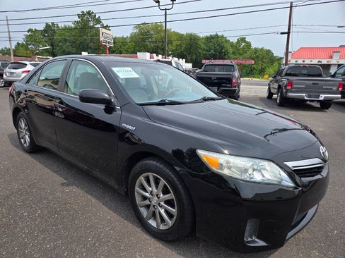 Used 2011 Toyota Camry Hybrid w/ Upgrade Pkg FWD image 4