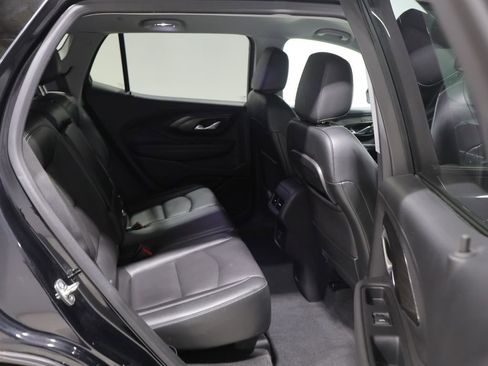 Used 2024 GMC Terrain SLT AWD/4WD image 20