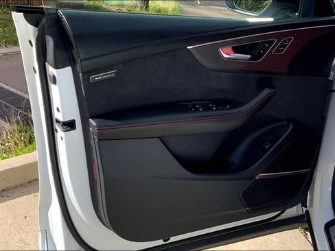 Used 2023 Audi RS Q8 image 26