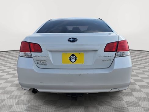 Used 2013 Subaru Legacy 2.5i Premium AWD/4WD image 5