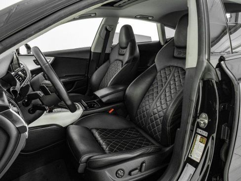 Used 2014 Audi S7 Prestige w/ Driver Assistance Package image 29