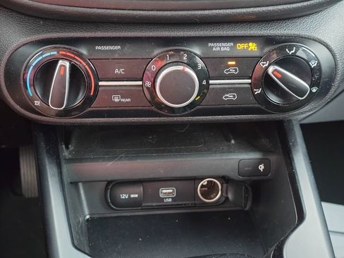 Used 2020 Kia Soul GT-Line w/ GT 2.0L Power Sunroof Package FWD image 17