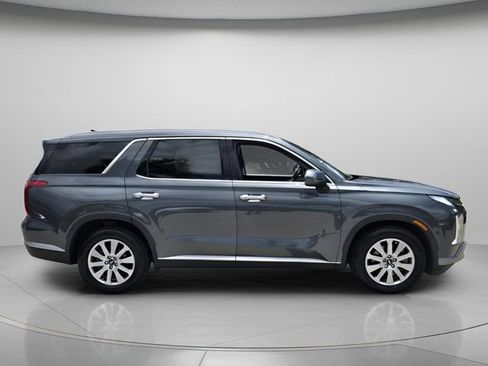 Used 2023 Hyundai Palisade SEL FWD image 5