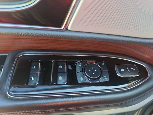 Used 2021 Lincoln Navigator L Reserve AWD/4WD image 30